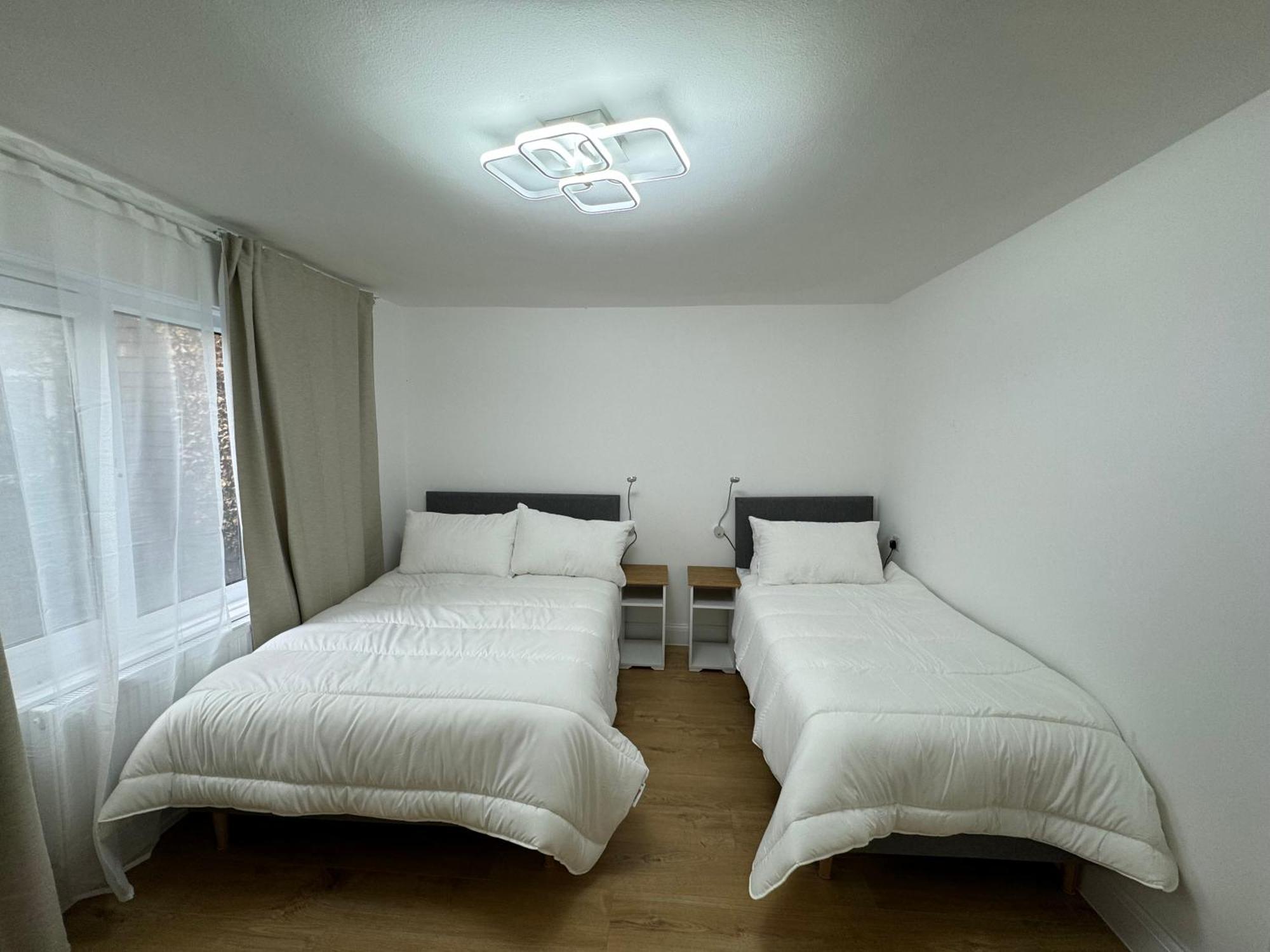 Newly Refurbished 2bd Flat Close To Excel Apartment